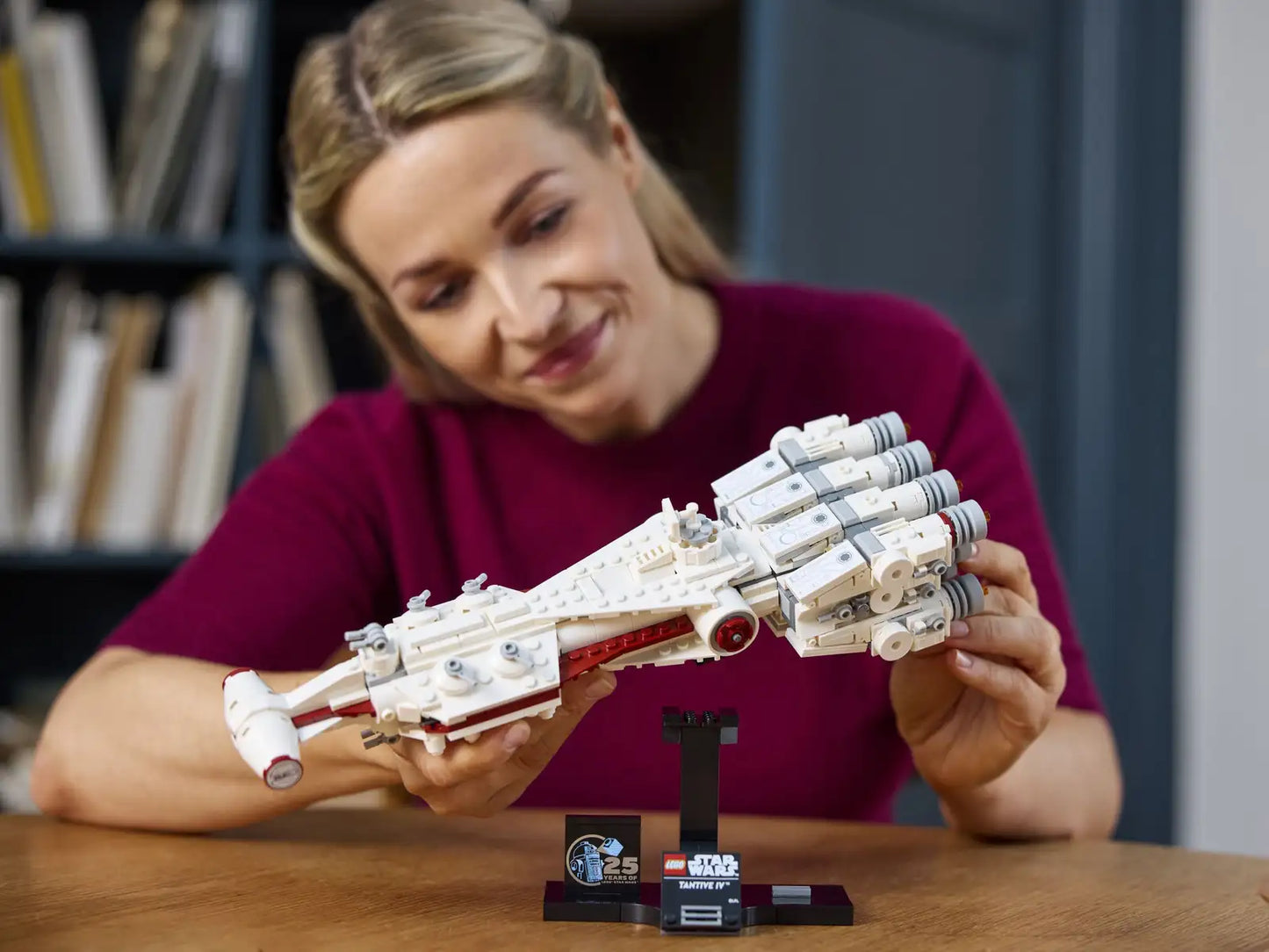 Tantive IV™ LEGO® Star Wars™ - 654 piezas