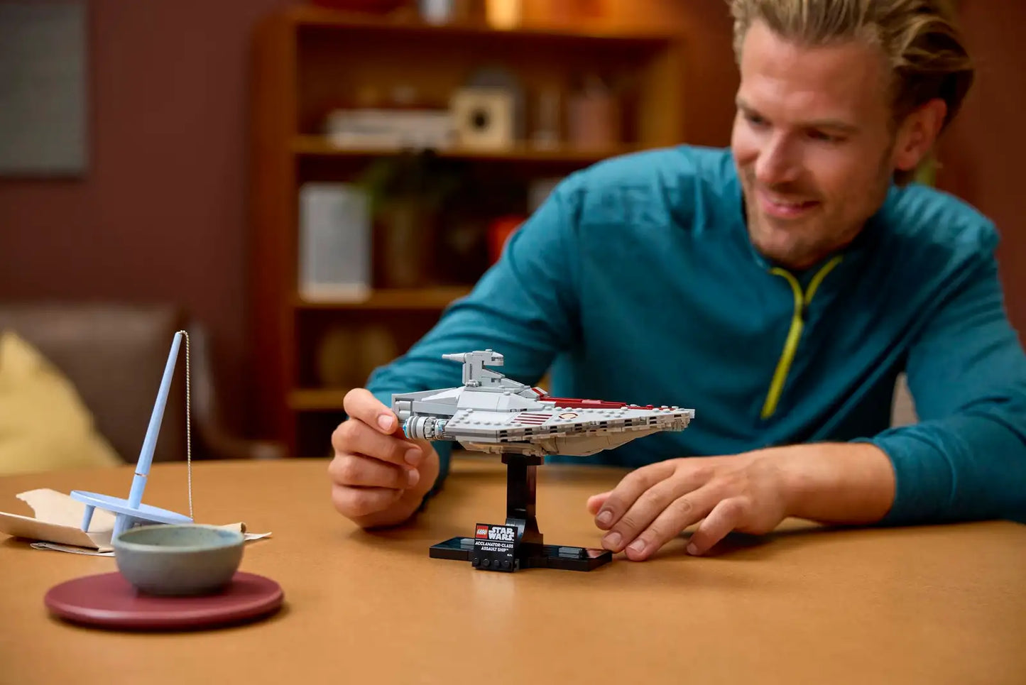 Nave de Asalto Clase Acclamator LEGO® Star Wars™ - 450 piezas