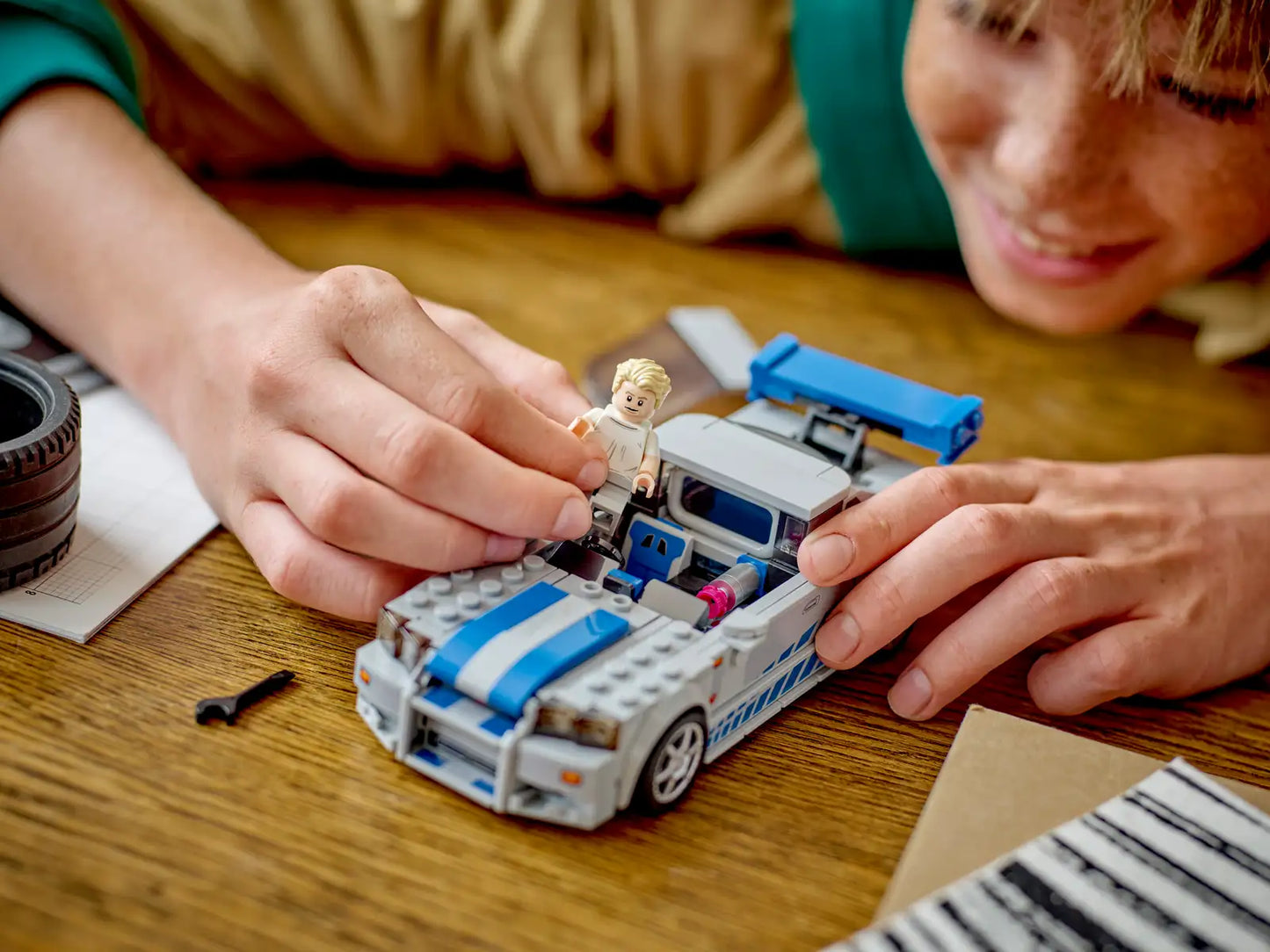 Nissan Skyline GT-R (R34) de 2 Fast 2 Furious LEGO® - 319 piezas
