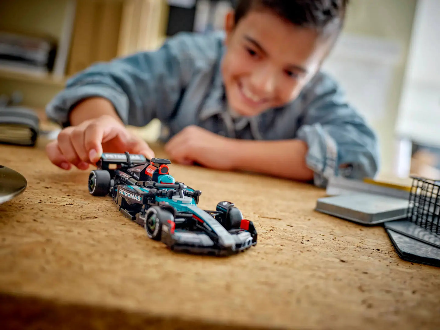 Coche de Carreras Mercedes-AMG F1® W15 LEGO® - 267 piezas