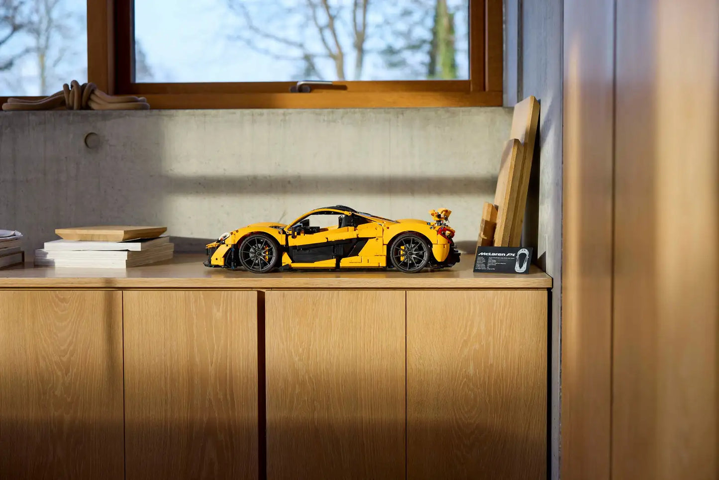 Alfa Romeo F1 C42 - 2261 pieces - Remote Controlled 
