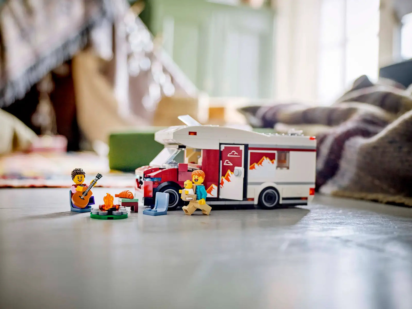 Autocaravana Aventurera de Vacaciones LEGO®  - 385 piezas
