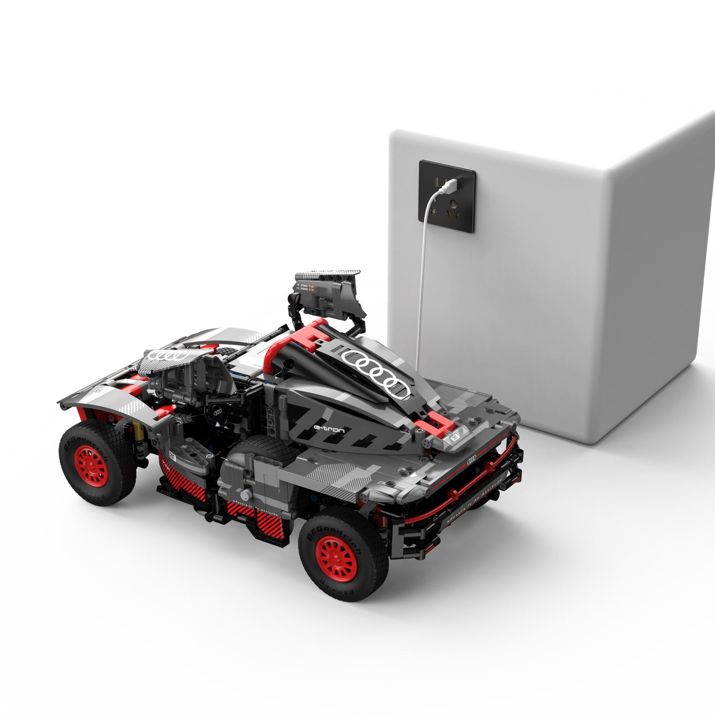 Audi RS Q e-tron - 1404 sztuki - Zdalnie sterowane